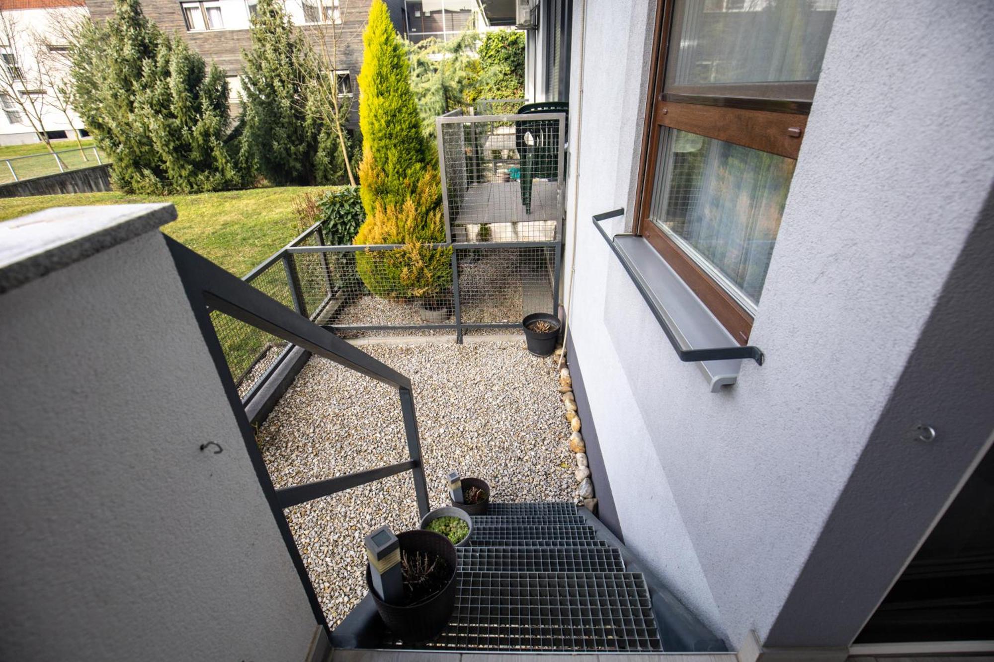 דירות Čakovec Apartman Day מראה חיצוני תמונה